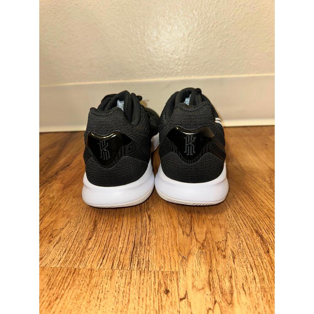 Nike Kyrie Flytrap 2 Black White Sample - image 2